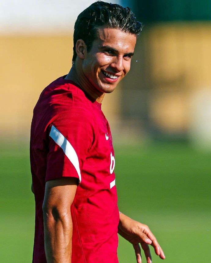 بثمباشرليفربولاليومالأسطورةالحيةفيالملاعب