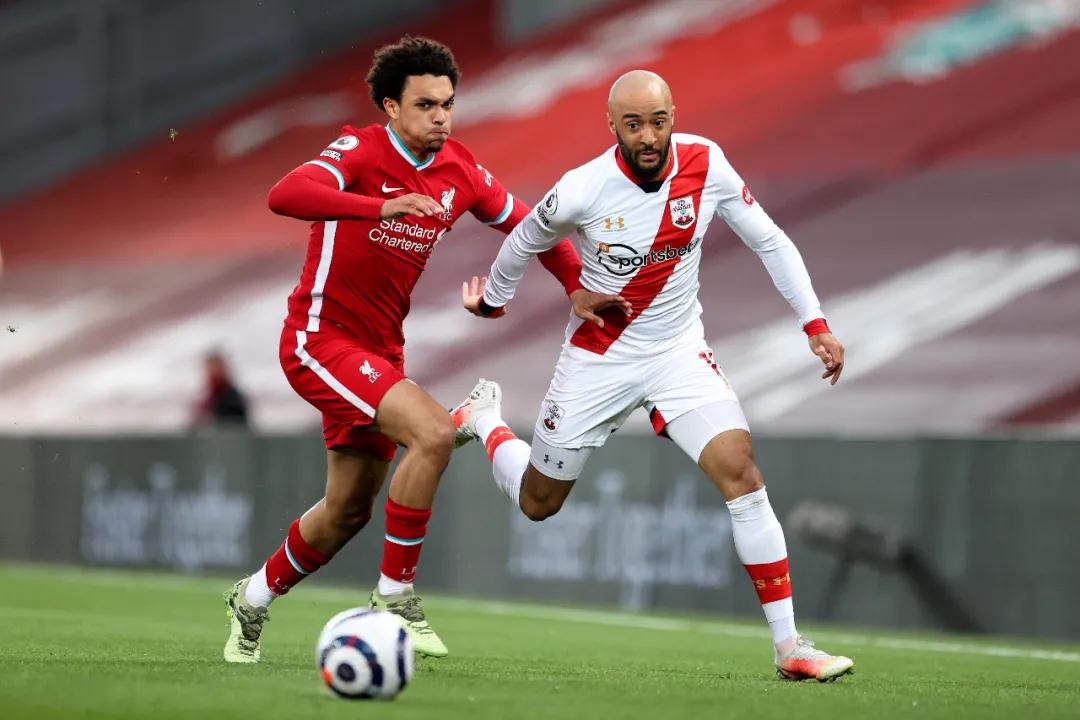 بثمباشرليفربولاليومالأسطورةالحيةفيالملاعب